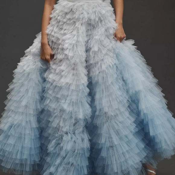 Morphine Gradient Tiered Ruffle Tulle Skirt - Picture 3 of 5